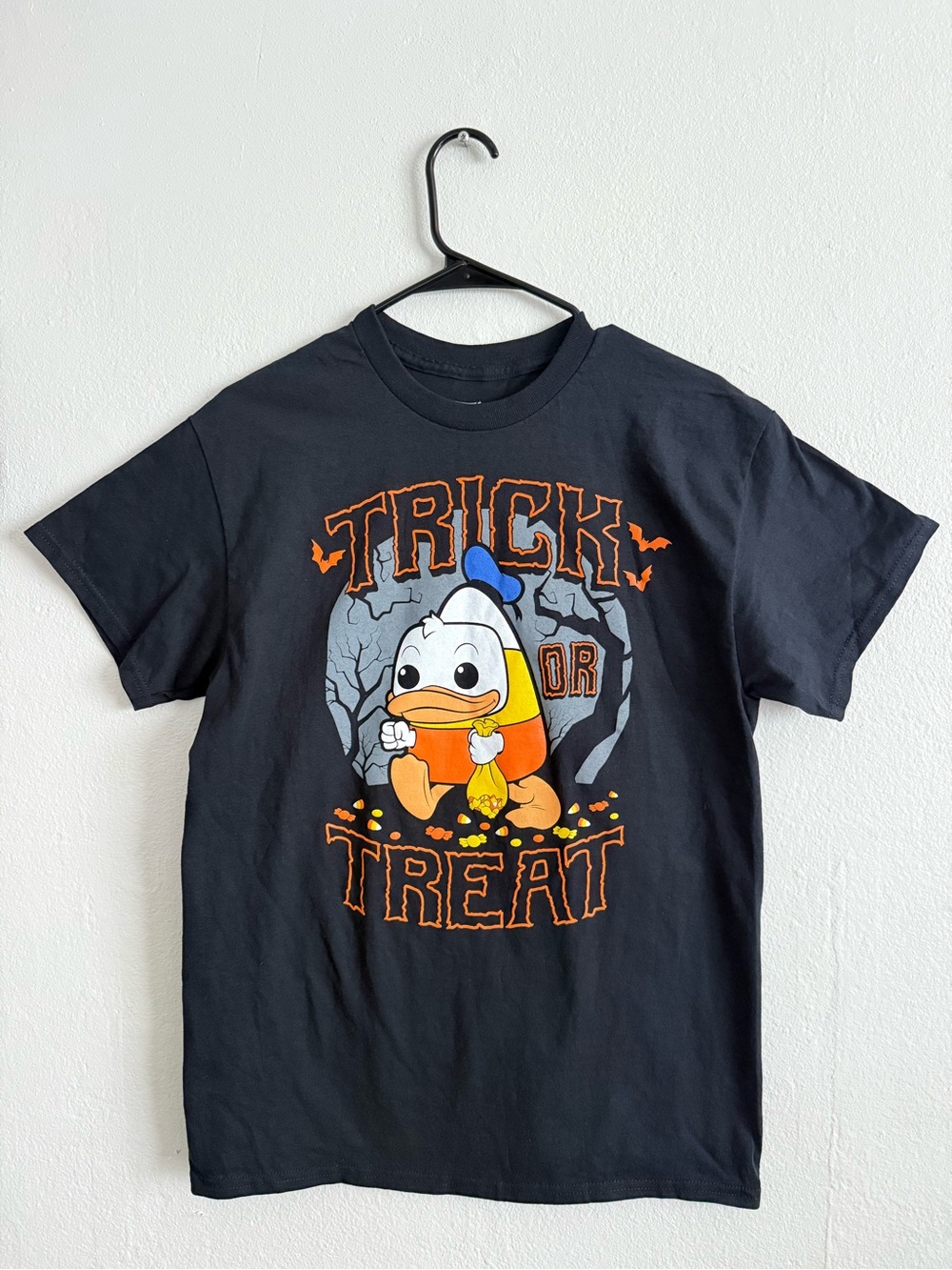 Funko Pop! Disney Halloween Donald Duck Candy Corn Tee